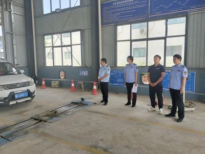 強(qiáng)化聯(lián)合執(zhí)法效能 筑牢車輛安全防線——寶豐縣多部門協(xié)同開展機(jī)動車檢驗(yàn)檢測機(jī)構(gòu)“雙隨機(jī)、一公開”監(jiān)督檢查